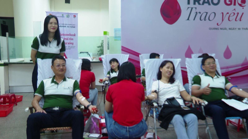 VIETCOMBANK tổ chức hiến máu tình nguyện