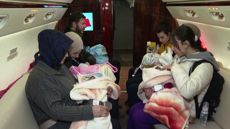 Thổ Nhĩ Kỳ sơ tán trẻ sơ sinh bằng chuyên cơ tổng thống