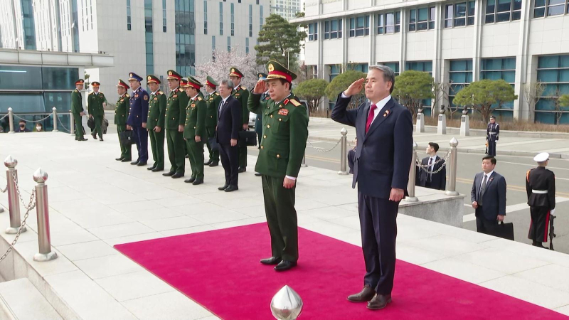 Hợp tác quốc phòng Việt Nam - Hàn Quốc