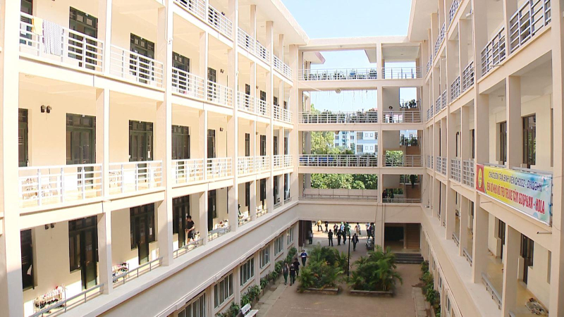 Tăng Học phí đại học năm 2023