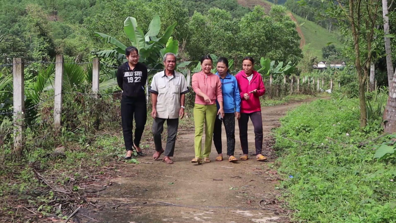 Nữ Bí thư chi bộ thôn gương mẫu