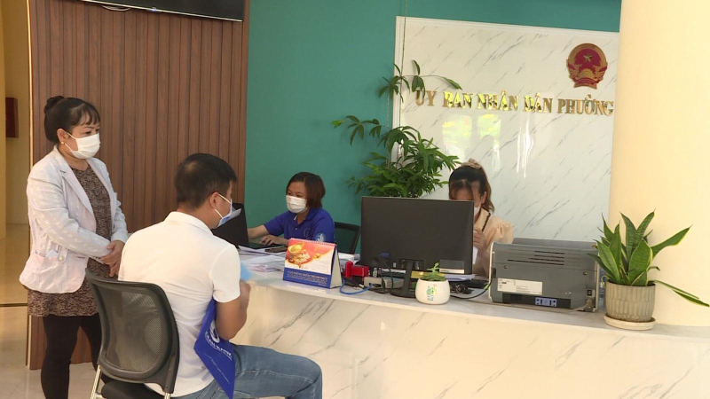 Khẩn trương r&agrave; so&aacute;t c&aacute;c văn bản y&ecirc;u cầu nộp Sổ hộ khẩu