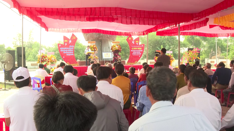 Đón nhận Bằng công nhận di tích lịch sử cấp tỉnh Bốn dũng sỹ Nghĩa Hiệp