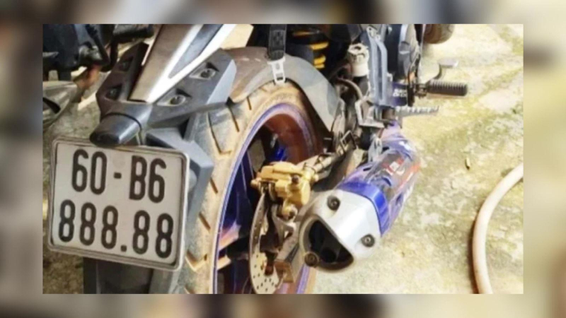 Làm rõ vụ việc Bấm biển số “Siêu đẹp”