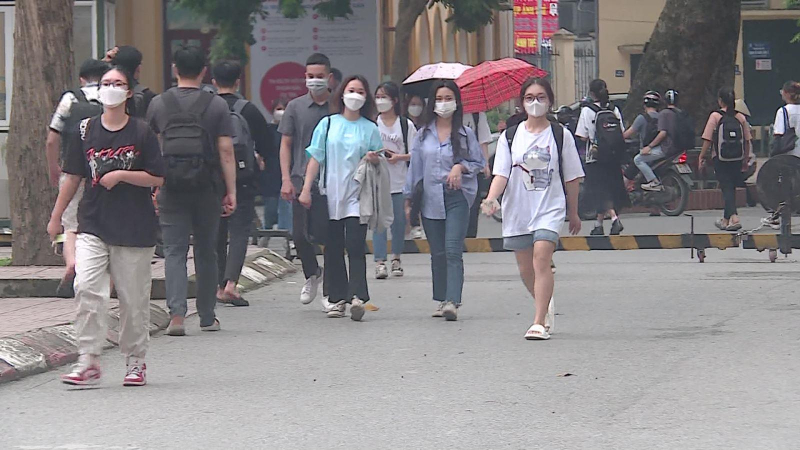 Chính phủ đồng ý tăng học phí đại học