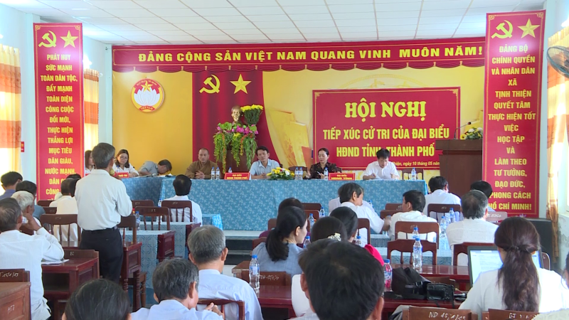 Phó Chủ tịch thường trực HĐND tỉnh Nguyễn Cao Phúc tiếp xúc cử tri xã Tịnh Thiện