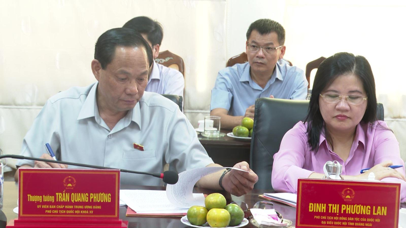 Đoàn đại biểu Quốc hội tỉnh làm việc với một số cơ quan, đơn vị