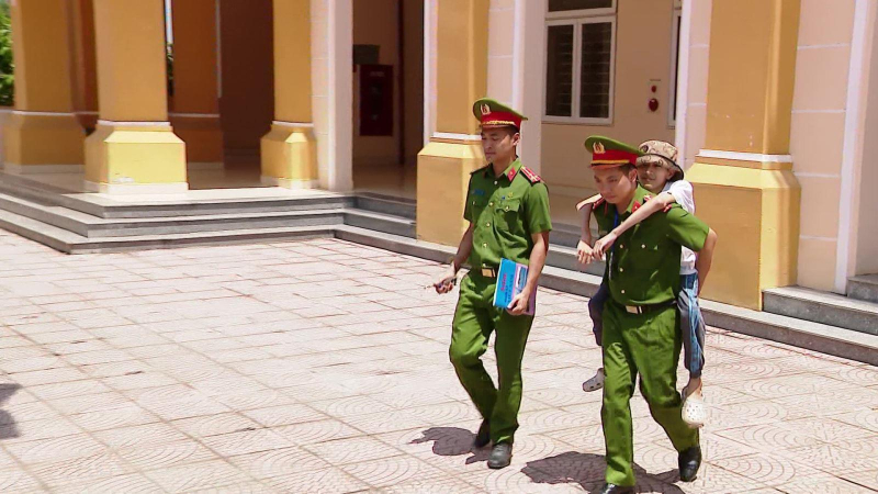 Khoảnh khắc mùa thi tốt nghiệp THPT 2023