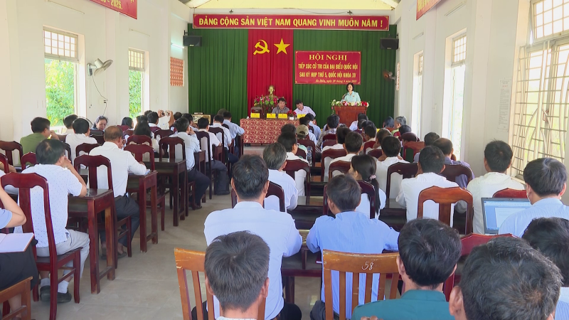 Đại biểu Quốc hội tiếp xúc cử tri xã Ba Điền, huyện Ba Tơ