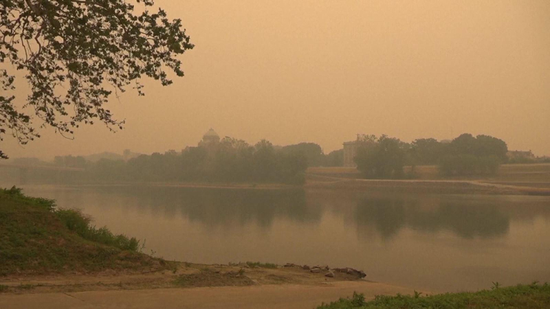 Ô nhiễm không khí nghiêm trọng ở Montreal (Canada) do cháy rừng