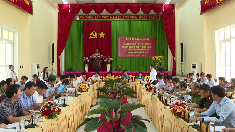 Ban thường vụ Tỉnh ủy l&agrave;m việc với Ban thường vụ Huyện ủy Sơn H&agrave;
