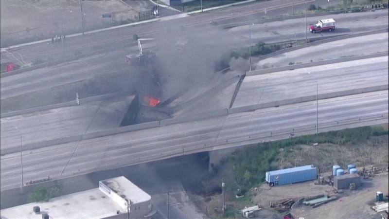 Sập cầu vượt tại Mỹ