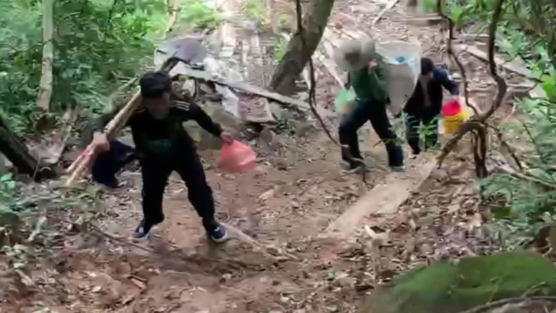 22 năm t&igrave;m h&agrave;i cốt liệt sĩ qu&acirc;n t&igrave;nh nguyện Việt Nam