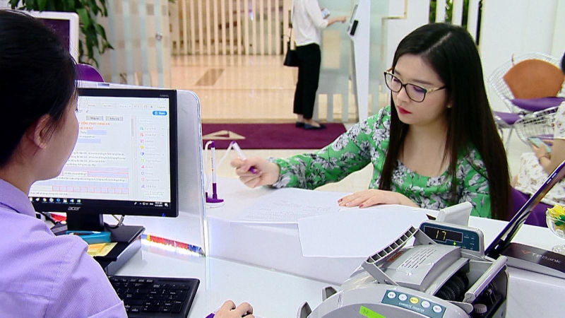 Số dư nợ xấu tại nhiều ngân hàng tăng vọt