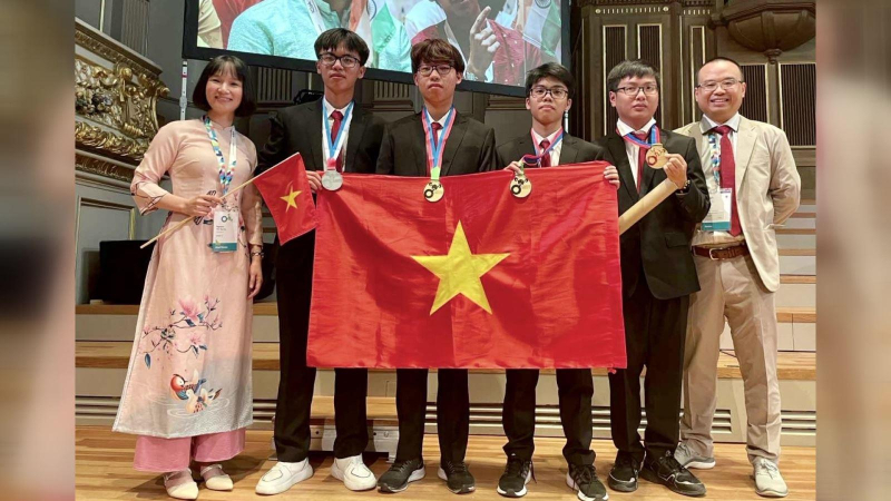 Học sinh Việt Nam giành 3 HCV tại Olympic Hóa học Quốc tế 2023