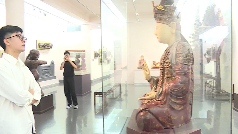 Giới trẻ t&iacute;ch cực quảng b&aacute; di sản mỹ thuật Việt Nam