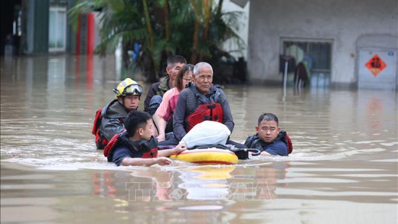 Trung Quốc kích hoạt cơ chế ứng phó bão khẩn cấp