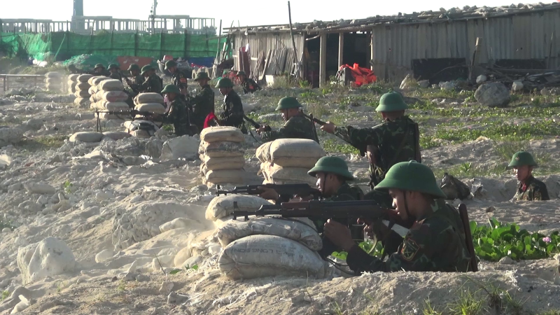 Diễn tập bắn đạn thật