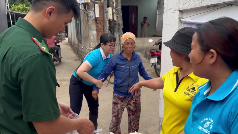 Bữa sáng yêu thương ở làng chài An Cường
