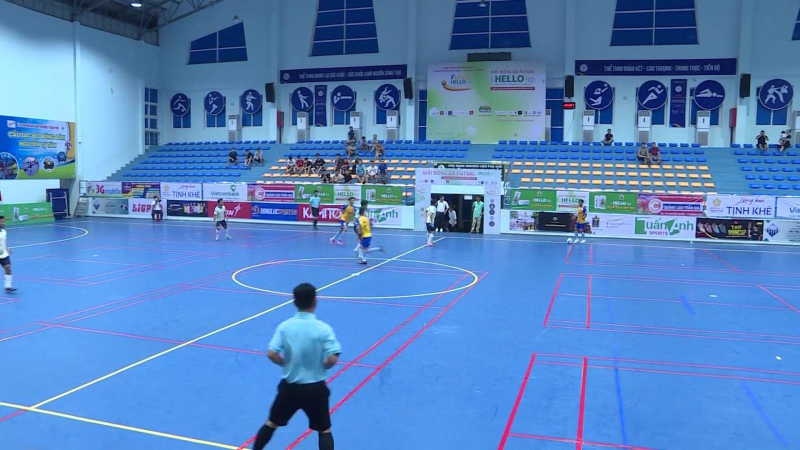 Giải b&oacute;ng đ&aacute; Futsal c&aacute;c c&acirc;u lạc bộ Tp. Quảng Ng&atilde;i mở rộng 2023