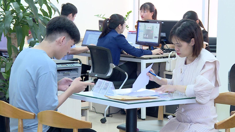 Gần 70% th&iacute; sinh tr&uacute;ng tuyển đại học sớm l&agrave; ảo