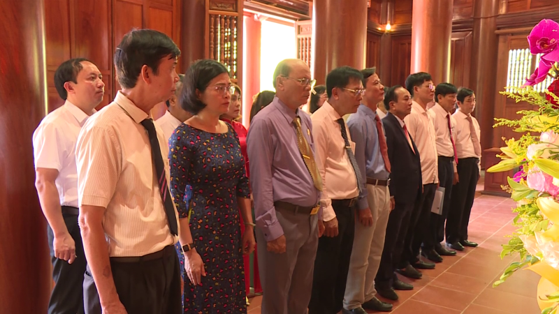 Đảng ủy Khối cơ quan v&agrave; doanh nghiệp tỉnh Quảng Ng&atilde;i b&aacute;o c&ocirc;ng d&acirc;ng B&aacute;c