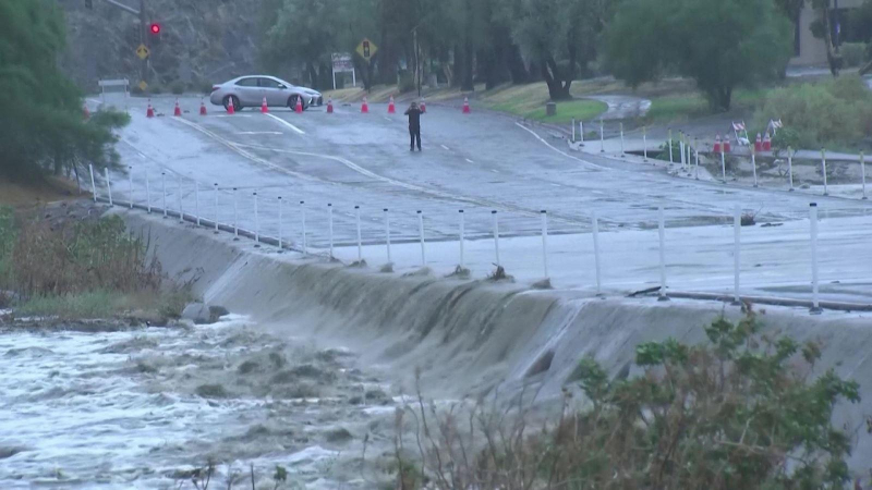 Bão Hilary gây lũ lụt nghiêm trọng tại Mexico và Mỹ