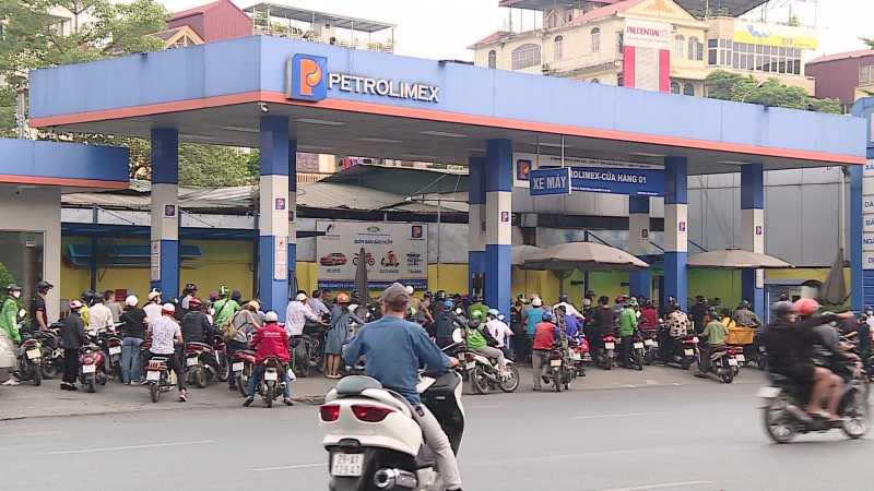 Hôm nay, giá xăng trong nước dự kiến giảm