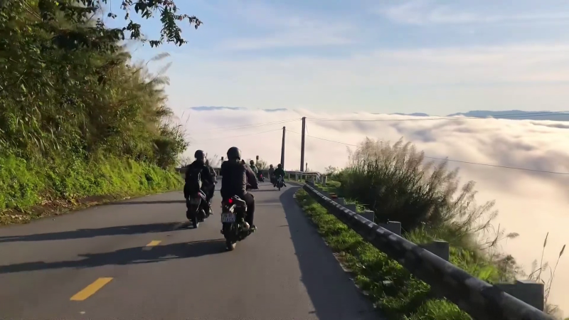 Bảo đảm an ninh địa bàn giáp ranh đèo Vi Ô Lắc