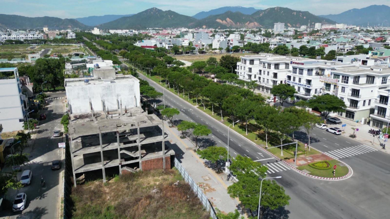 Doanh nghiệp bất động sản giảm mạnh