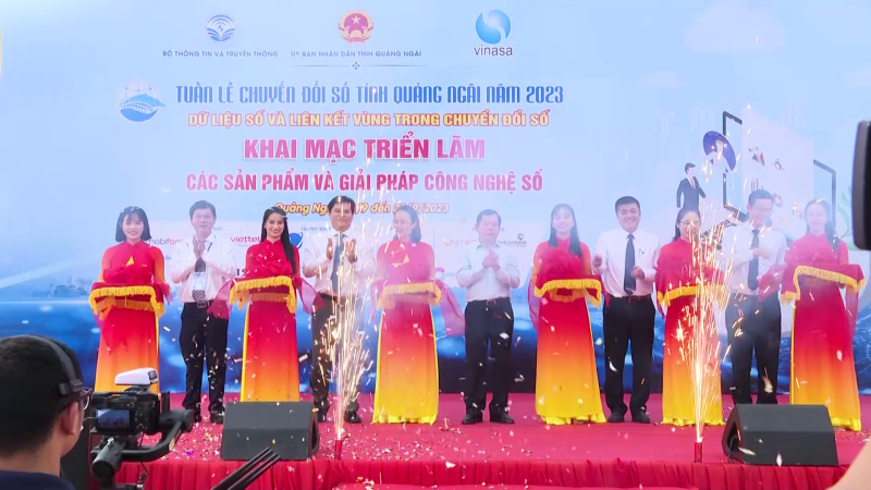 Triển lãm các sản phẩm và giải pháp công nghệ số