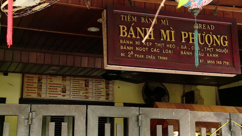 Đ&igrave;nh chỉ hoạt động qu&aacute;n b&aacute;nh m&igrave; Phượng 3-5 th&aacute;ng