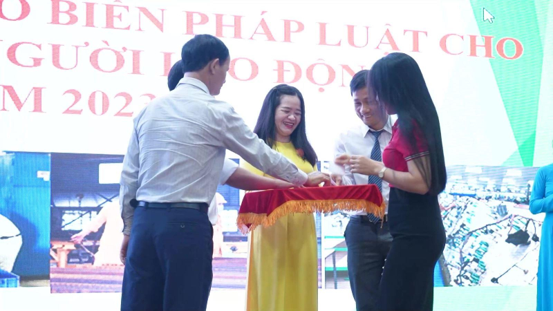 Hội thi tìm hiểu kiến thức pháp luật cho đoàn viên, người lao động