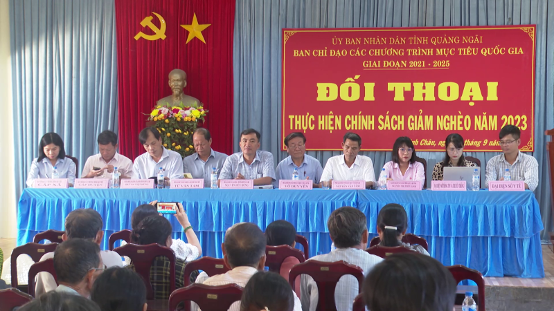 Đối thoại thực hiện chính sách giảm nghèo