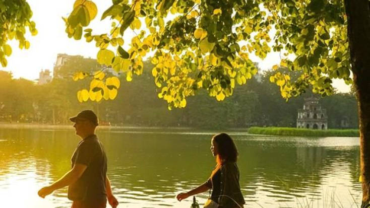 Khu vực Bắc Bộ nắng gián đoạn, Tây Nguyên và Nam Bộ mưa to