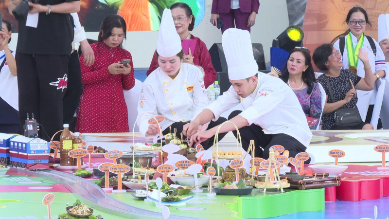 Lễ hội “Rạng danh văn hóa ẩm thực Việt”