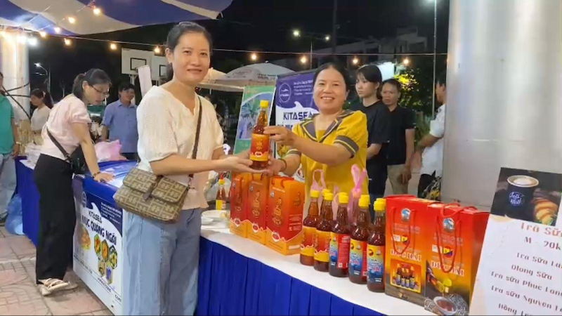 Phiên chợ Thanh niên tháng 9