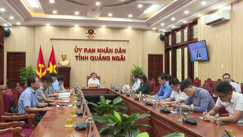 Đẩy mạnh phân cấp, ủy quyền, quyết liệt thúc đẩy các công trình giao thông trọng điểm