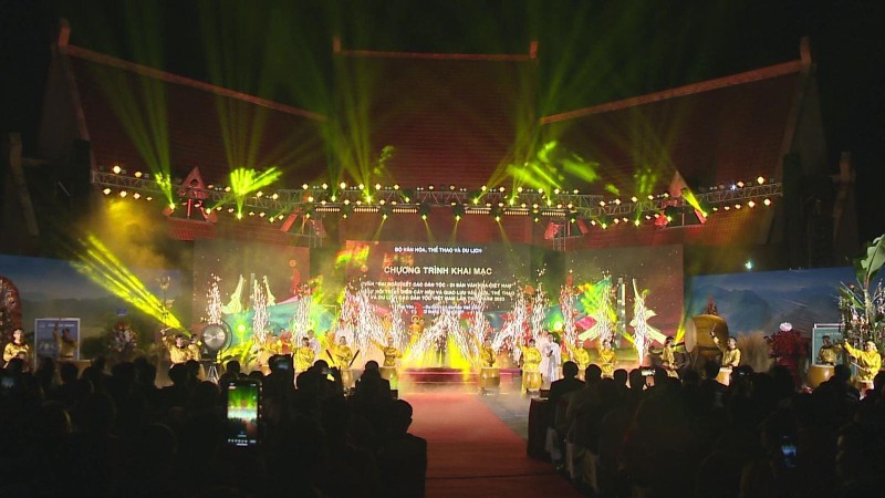 Khai mạc Tuần Đại đo&agrave;n kết c&aacute;c d&acirc;n tộc &ndash; Di sản văn h&oacute;a Việt Nam