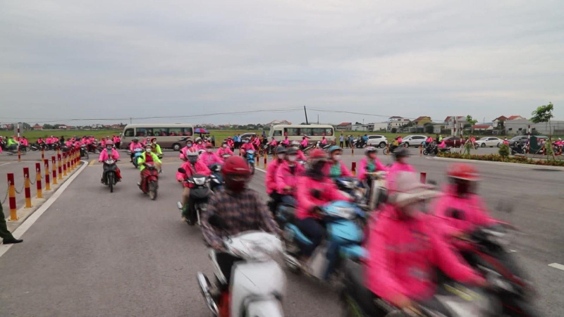 Đề xuất doanh nghiệp trả lương, thưởng Tết Nguy&ecirc;n đ&aacute;n 2024 trước 20 ng&agrave;y