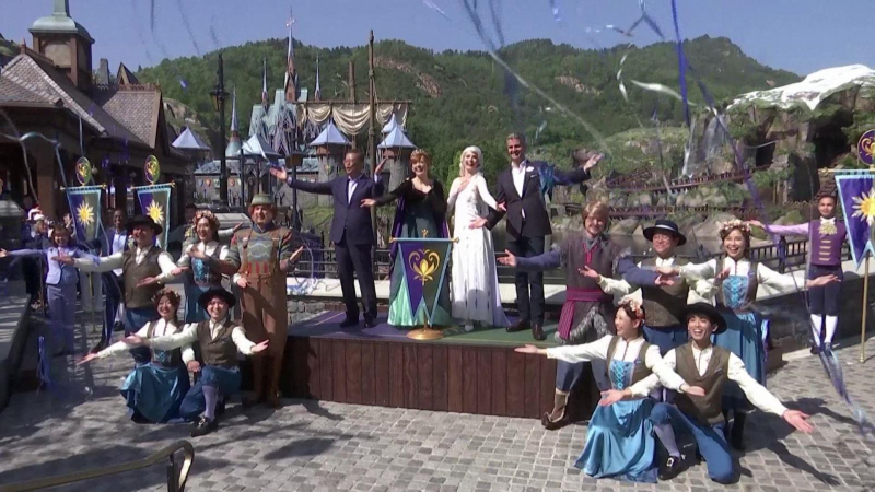 Hong Kong Disneyland mở cửa khu công viên mới theo chủ đề