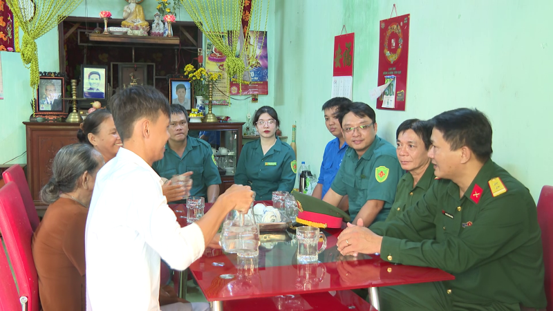 Thành phố Quảng Ngãi nhiều thanh niên viết đơn tình nguyện nhập ngũ