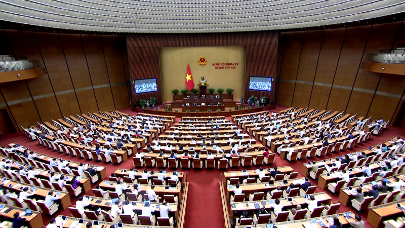 Thảo luận về tài chính, đầu tư công và luật bảo hiểm xã hội (sửa đổi)