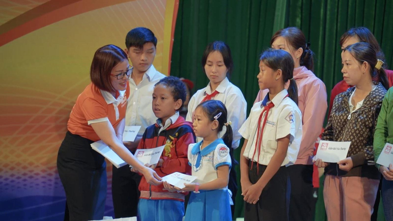 Kết nối yêu thương - mang nụ cười đến với cộng đồng