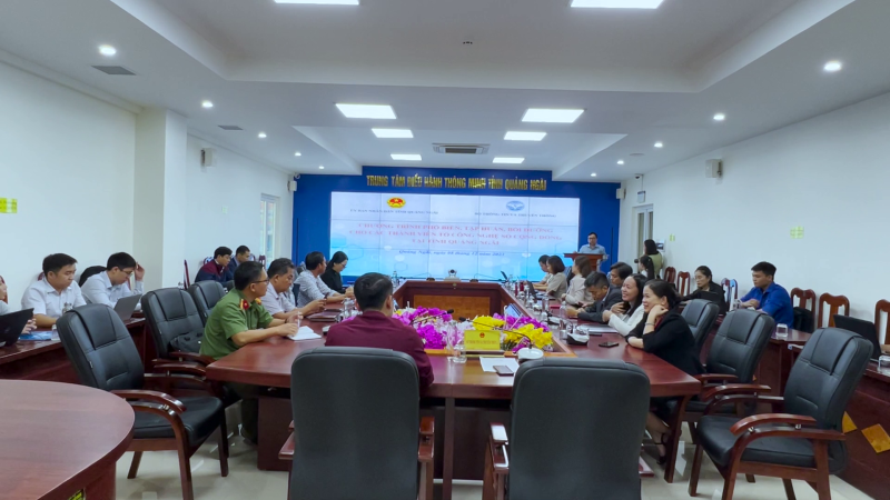 Quảng Ngãi tập huấn cho thành viên tổ công nghệ số cộng đồng