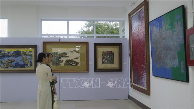 Giới thiệu giá trị nghệ thuật tạo hình của mỹ thuật Huế