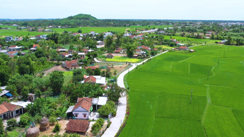 Tăng cường lãnh đạo, chỉ đạo thực hiện công tác xây dựng nông thôn mới, giảm nghèo bền vững trên địa