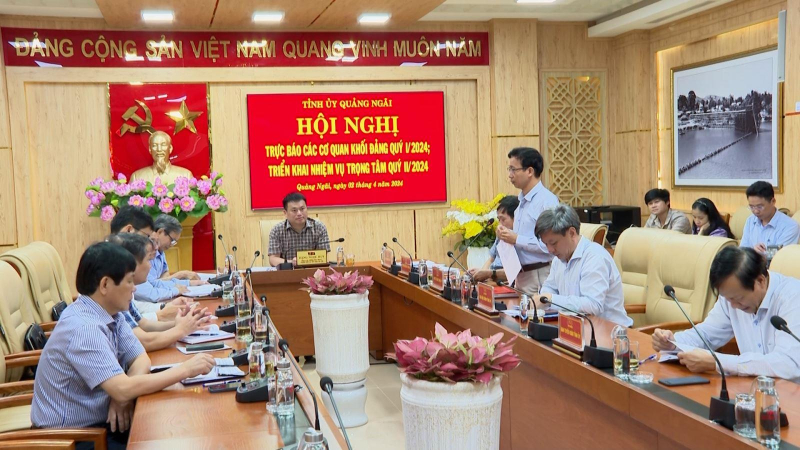 Hội nghị trực b&aacute;o c&aacute;c cơ quan khối Đảng