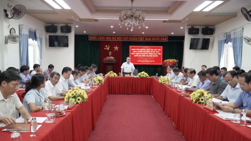 Tr&agrave; Bồng: Tỷ lệ hộ ngh&egrave;o giảm xuống c&ograve;n gần 30%