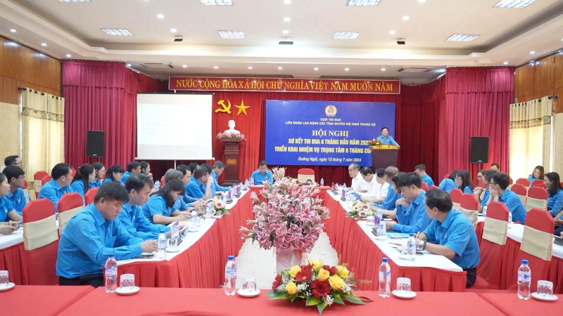 Tiếp tục đổi mới phong tr&agrave;o thi đua trong tổ chức c&ocirc;ng đo&agrave;n